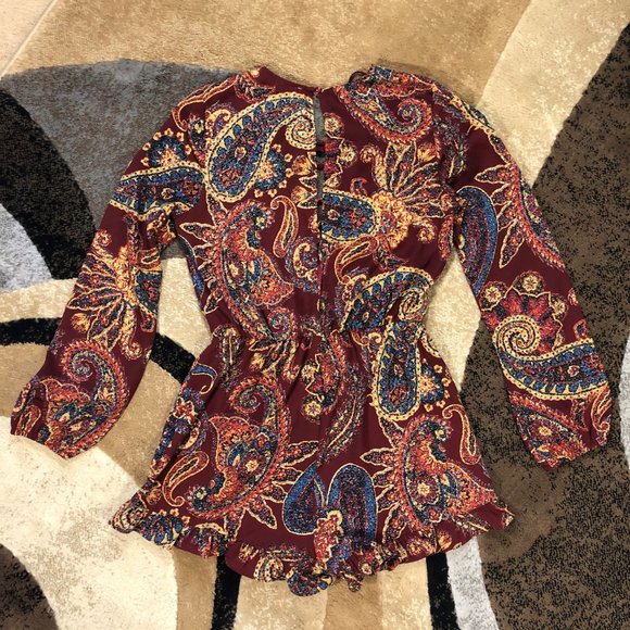 Women’s ILLA ILLA Red Long Sleeve Romper, Size Med - Picture 2 of 8